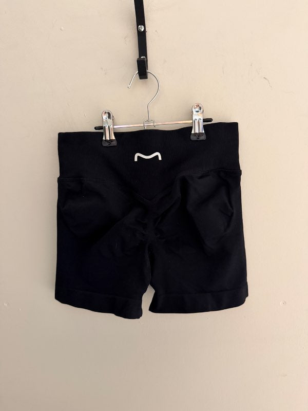 Metta sport stuttbuxur