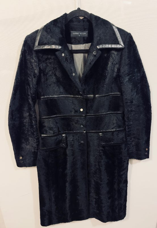Karen Millen loðkápa