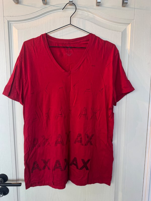 Rauður stuttermabolur - Armani Exchange