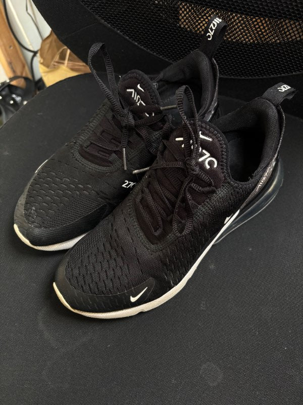 nike strigaskór