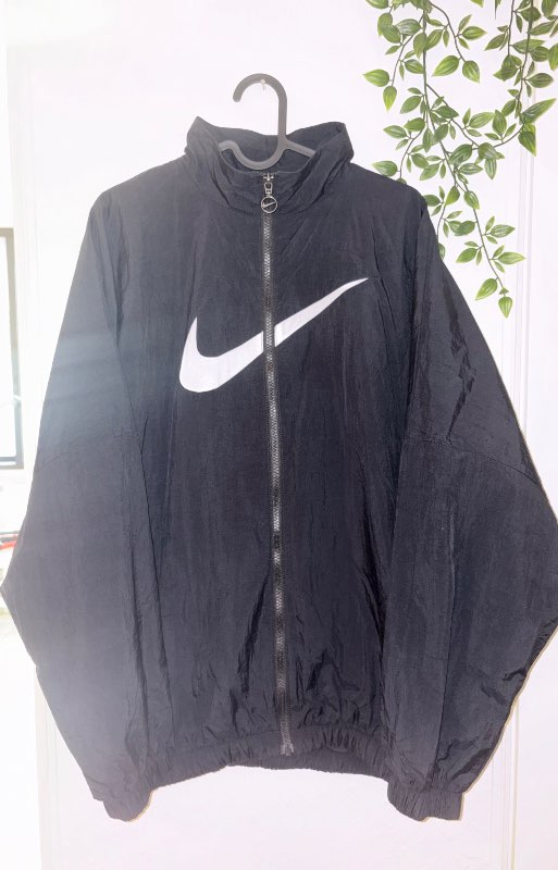 Nike sportswear woven jacket - eins & nýr