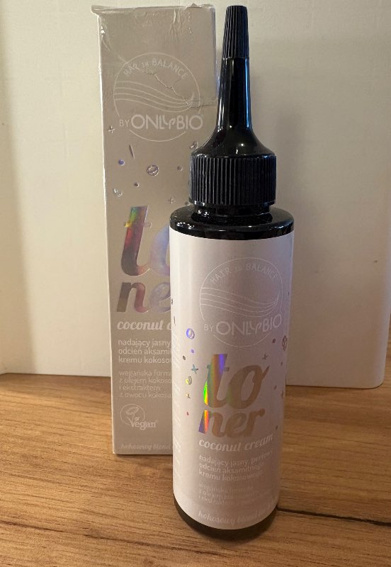 Tóner fyrir ljóst hár - coconut cream - ónotað