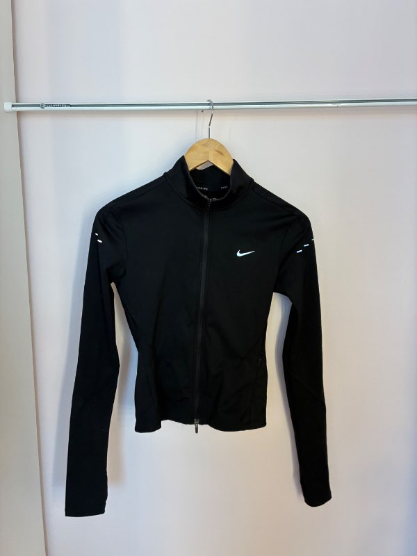 Nike running peysa