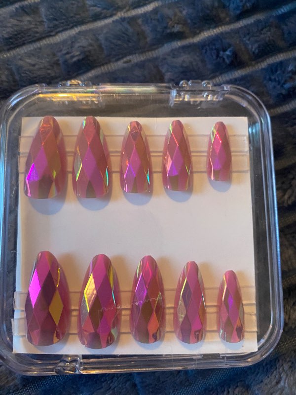 Bleikar press on nails
