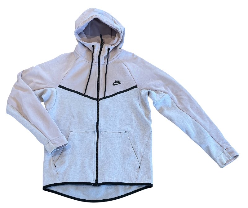 Nike peysa (stórt nr eins og M)
