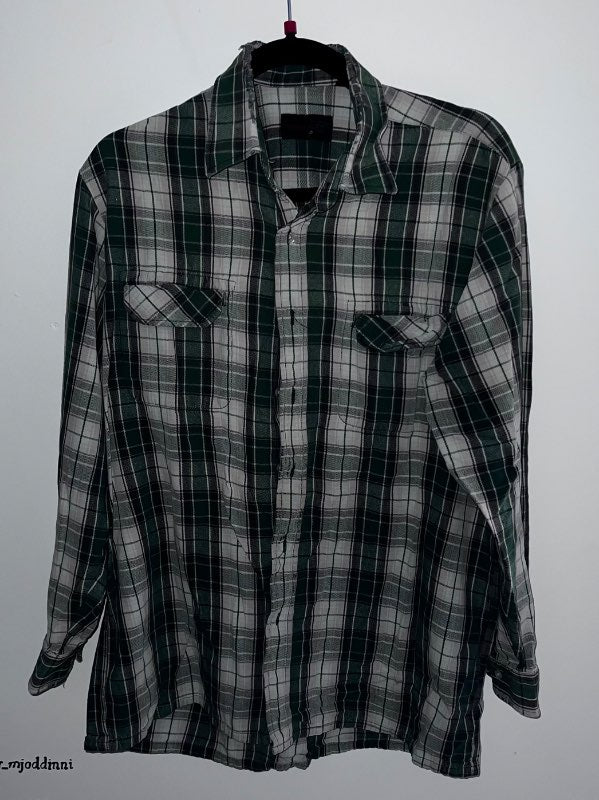 Listamannaskyrta m/götum VINTA