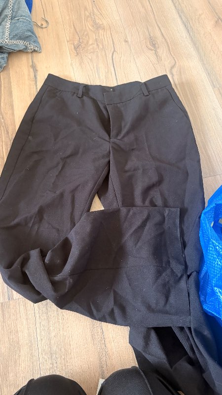 GINA TRICOT SUITPANTS!