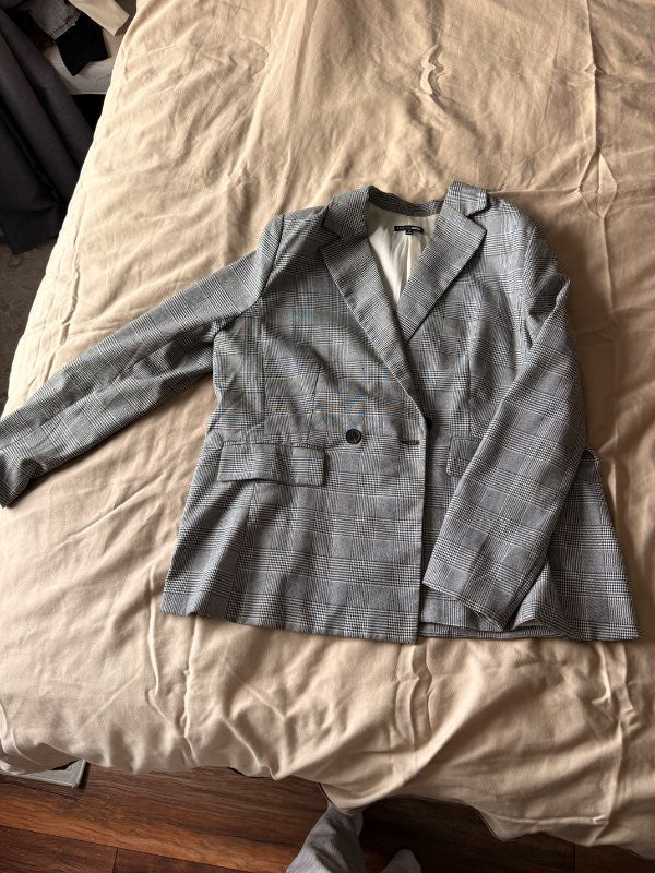 Fashion Nova Blazer