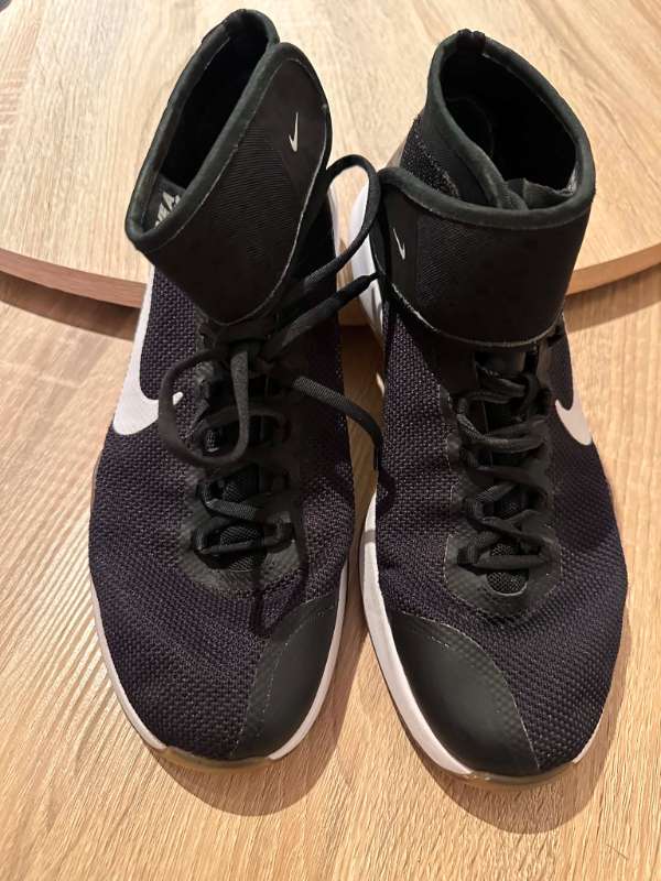 Nike skór, svartir