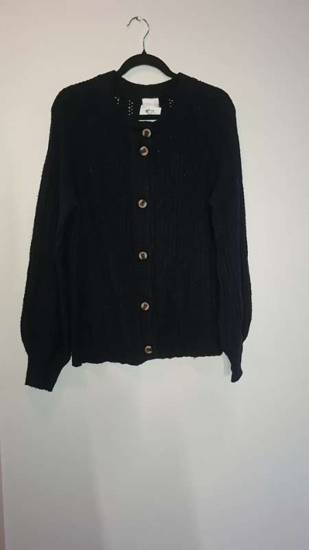 Kósýpeysa (VILA) ónotuð