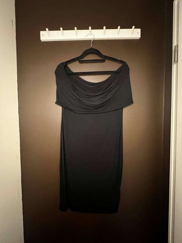 ASOS Kjóll