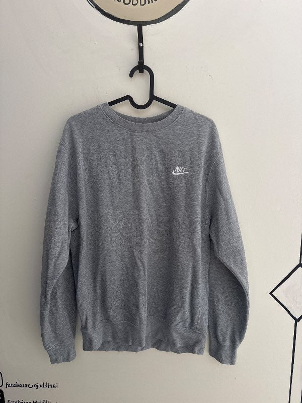 Nike íþróttapeysa grá