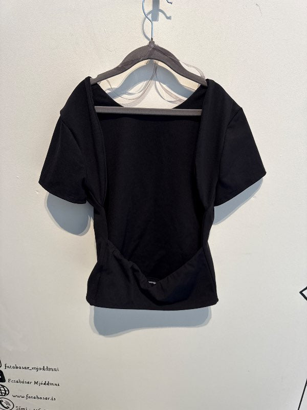 Backless fashion nova bolur svartur