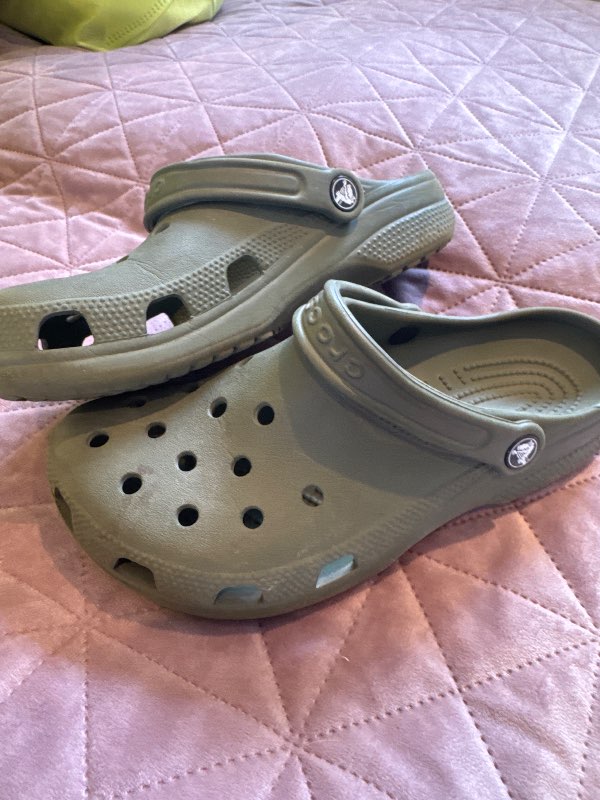 Grænir crocs 38/39