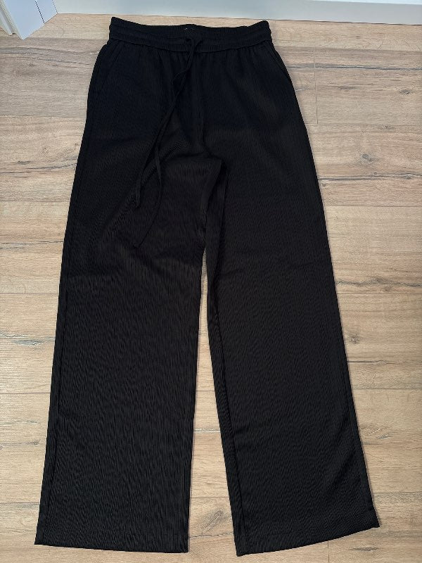 Zara buxur svartar M