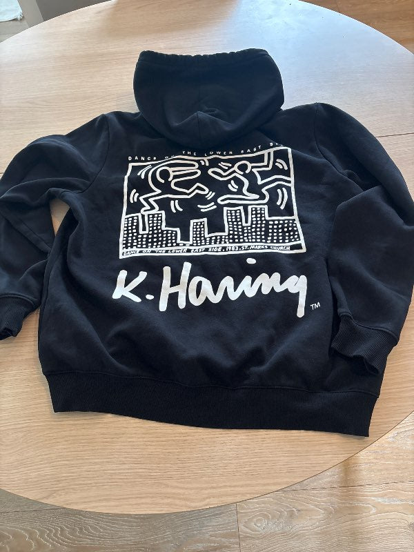 Svört hettupeysa- k.haring