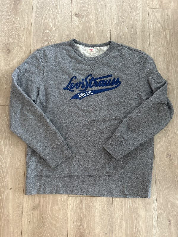 Levi’s peysa grá