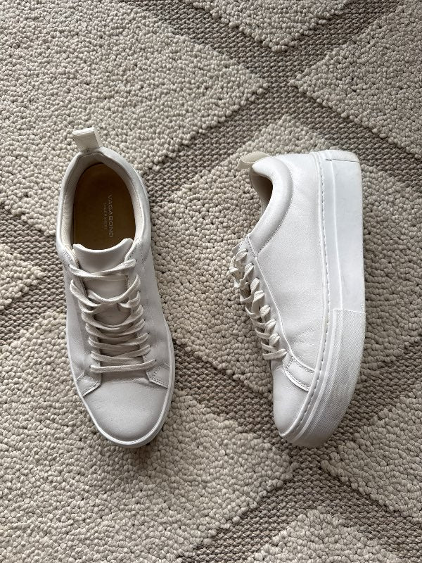 Vagabond hvítir strigaskór