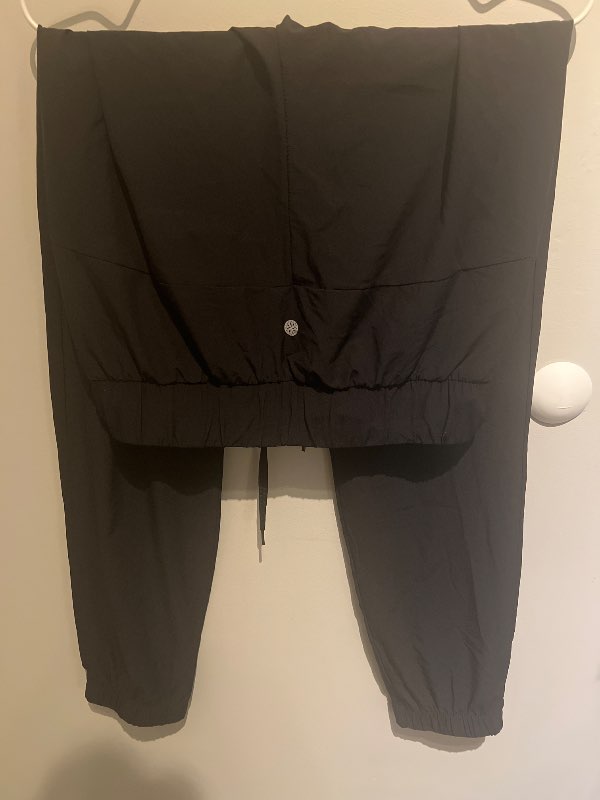 Athlecia buxur