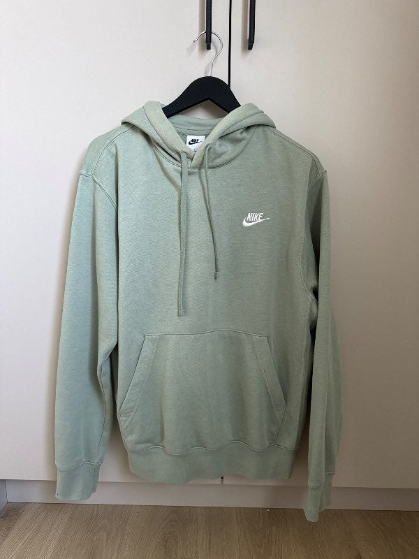 Nike peysa græn