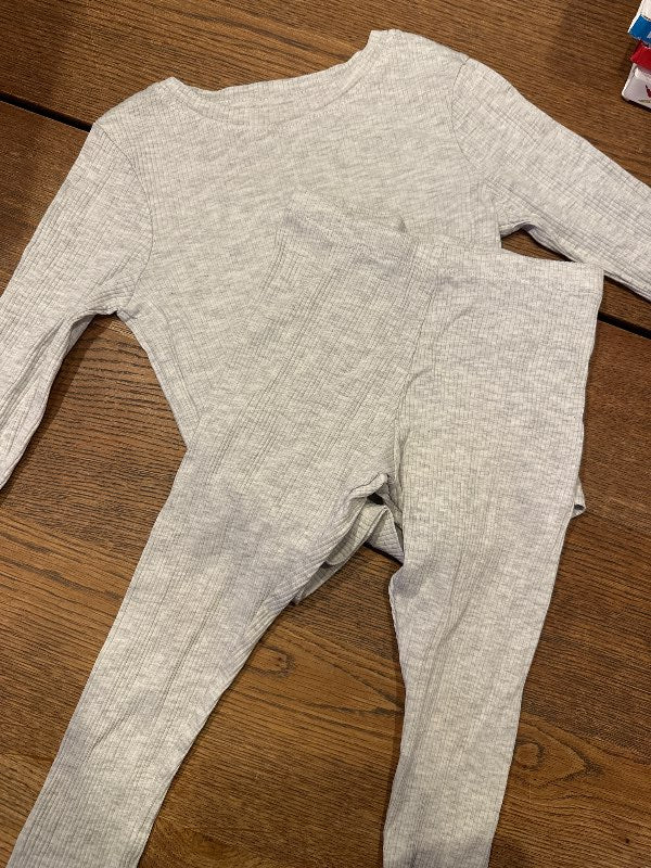primark ljósgrátt sett