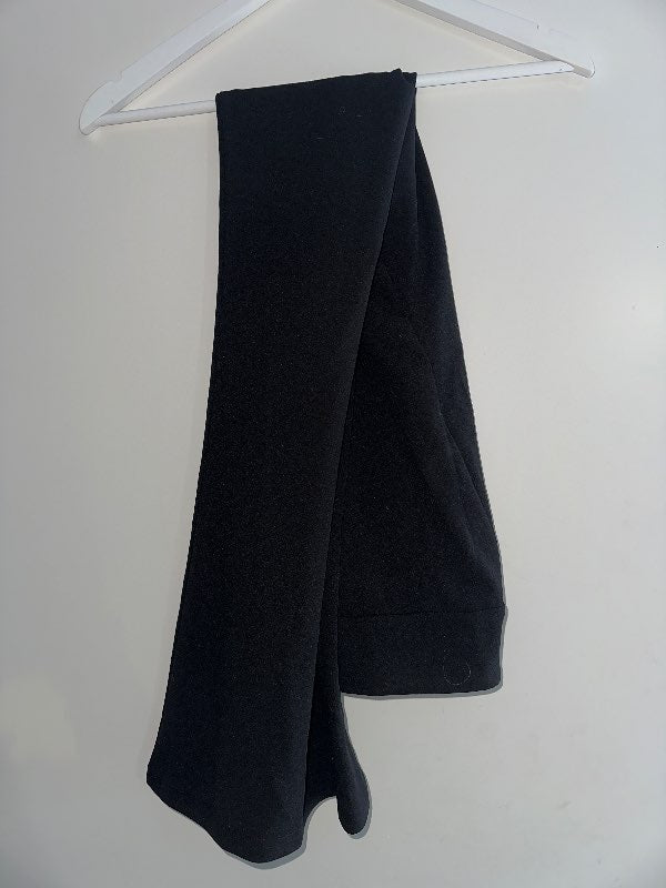 Svartar fínar buxur