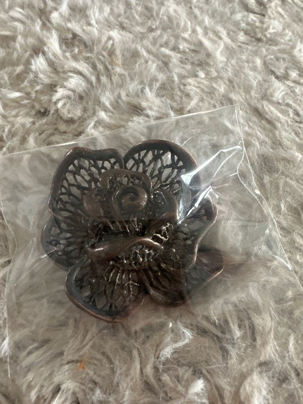 Rose brooch