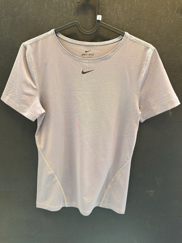 Nike dri-fit stuttermabolur