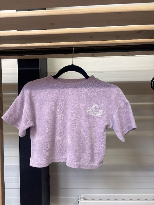 Ljós fjólublár bolur