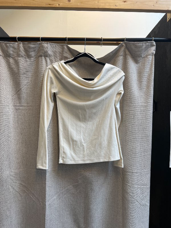 Zara off the shoulder hvitur