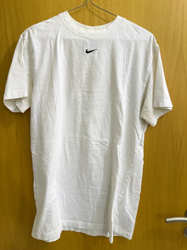 Nike stuttermabolur
