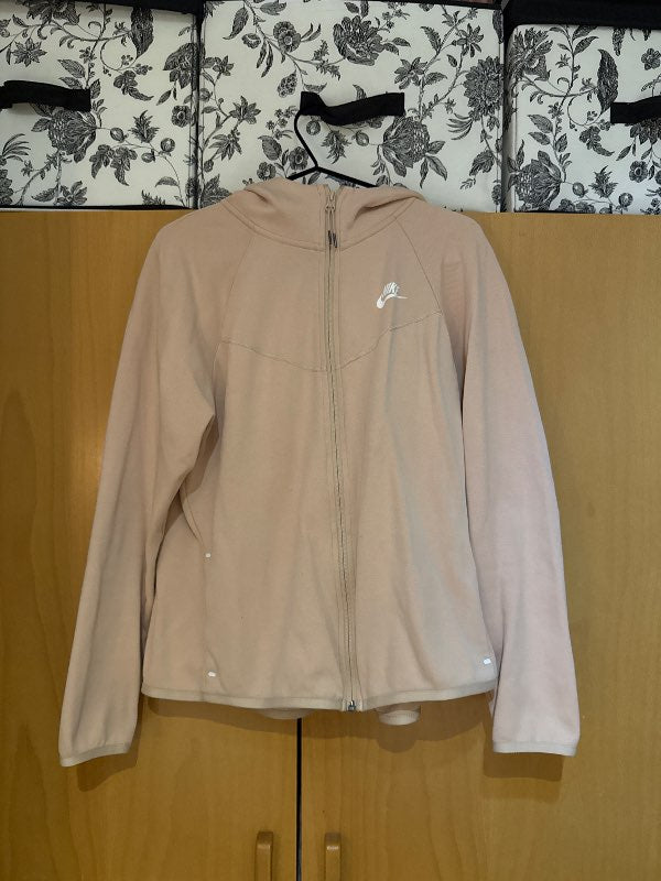 Nike teck peysa bl