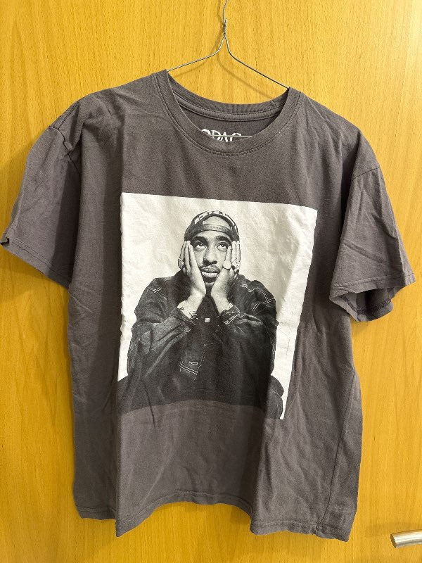 2pac grár