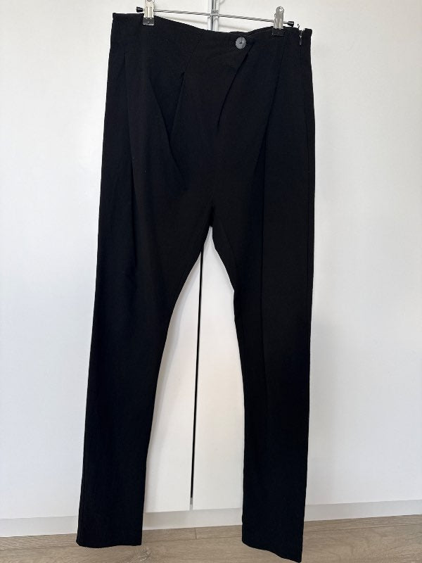 Buxur Maloni svartar