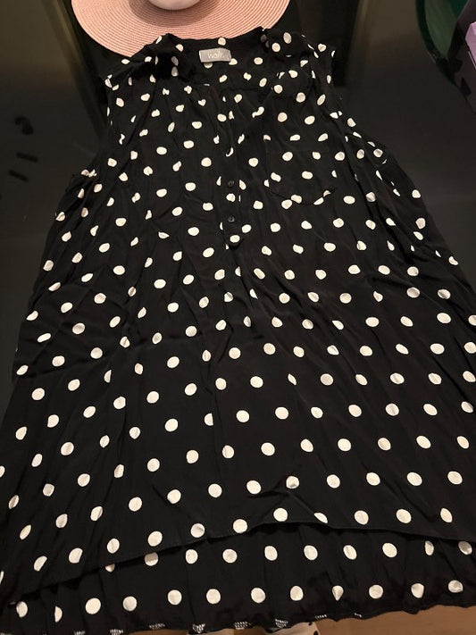 Black white blouse