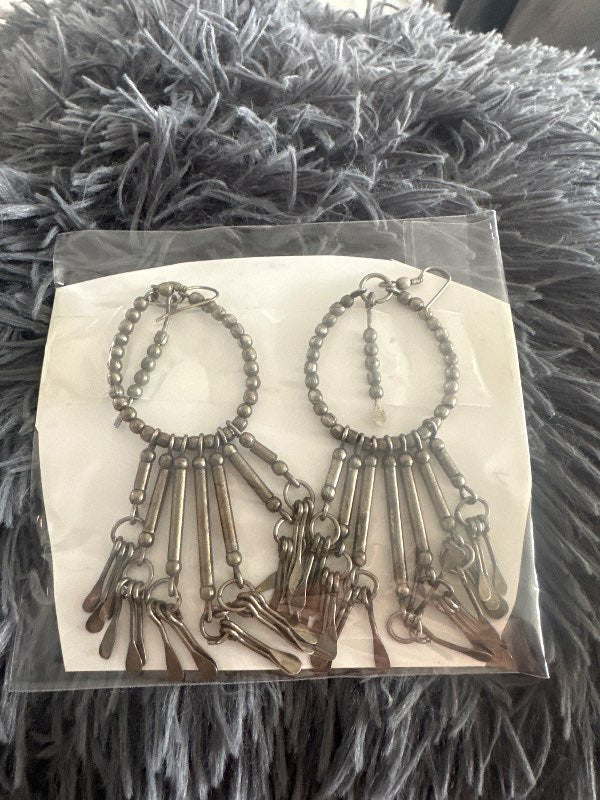 Dangling earrings rings with full dangle down