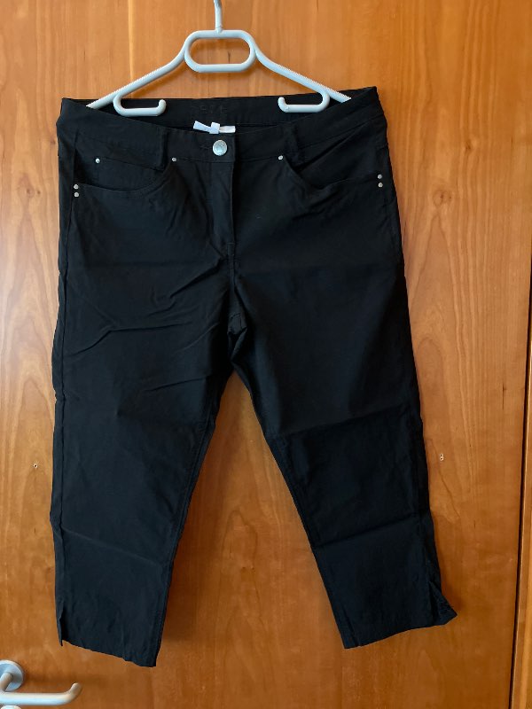 Buxur kvart svartar st.42