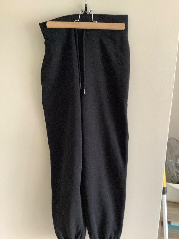 Svartar joggingbuxur