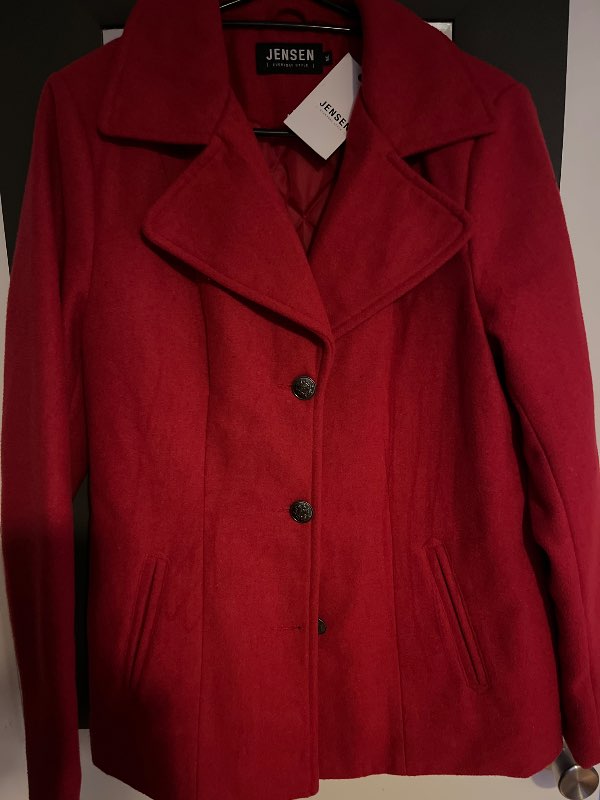 Jensen rauður ullarjakki