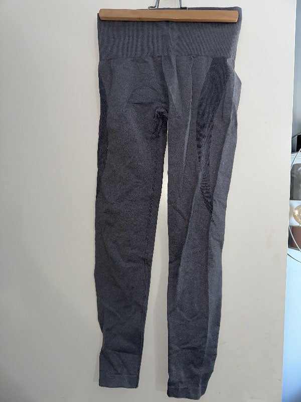 Nvgtn íþróttabuxur