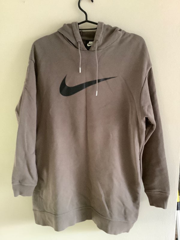 Brún Nike hettupeysa