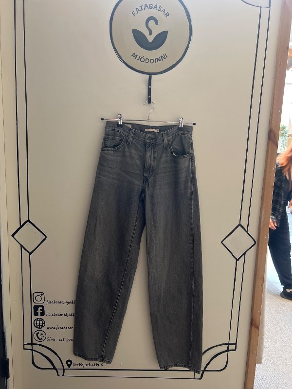 Levi’s gallabuxur, baggy dad