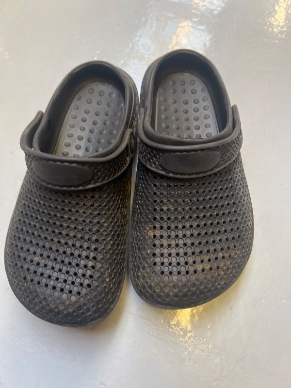 Sandalar