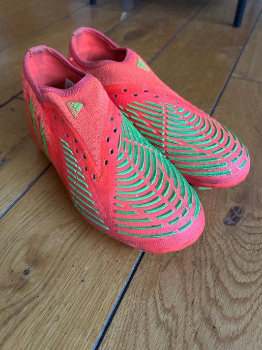 Adidas takkaskór