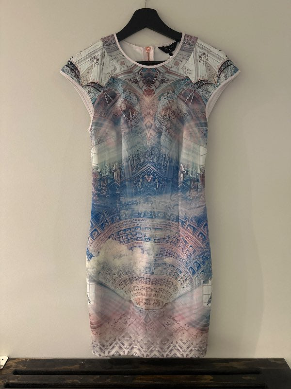 Ted Baker kjóll