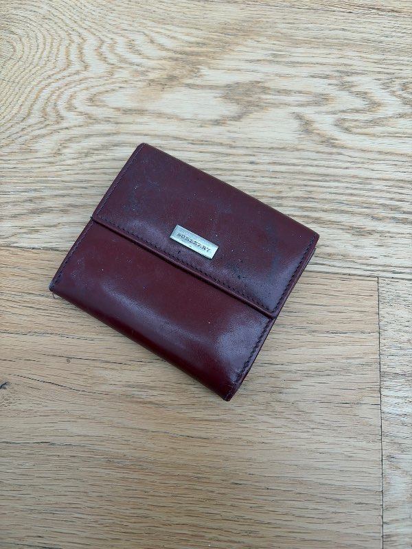 Burberry veski