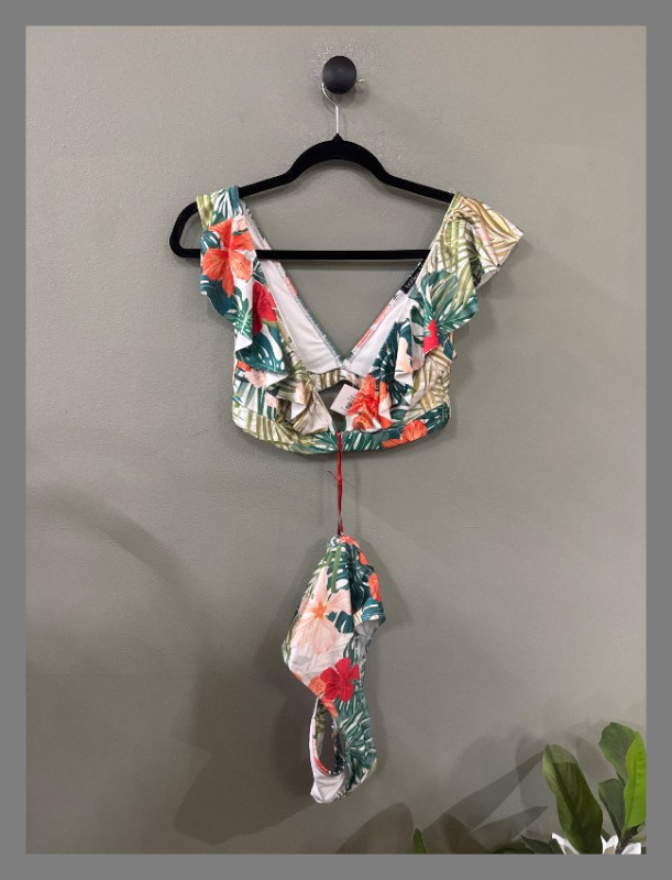 BooHoo bikini (Ónotað)