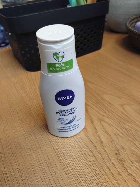 Eye makeup remover