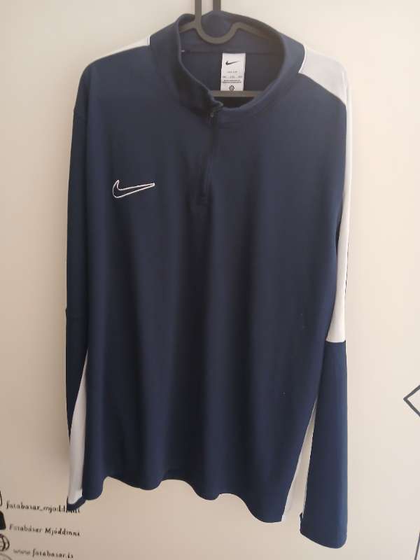 Peysa nike