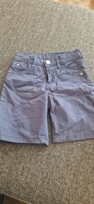Bláar stuttbuxur 5/6y